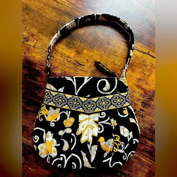 RETIRED: Vera Bradley | women’s Hannah style, yellow bird pattern handbag - Picture 1 of 13